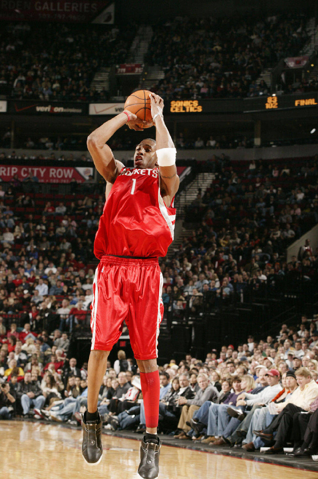 前12居然没有罗哥的名场面，按理来说哪怕硬投，凭...（前12竟无罗哥名场面，照理说就算硬投也该占一席吧）