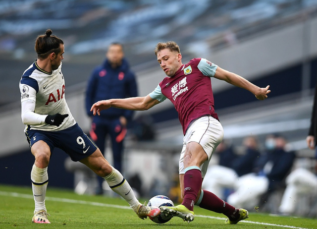 美记：公牛不会主动出击追求字母哥，倾向保留现有阵容（美媒记者称：公牛无意主动追逐字母哥，更愿维持现有班底）