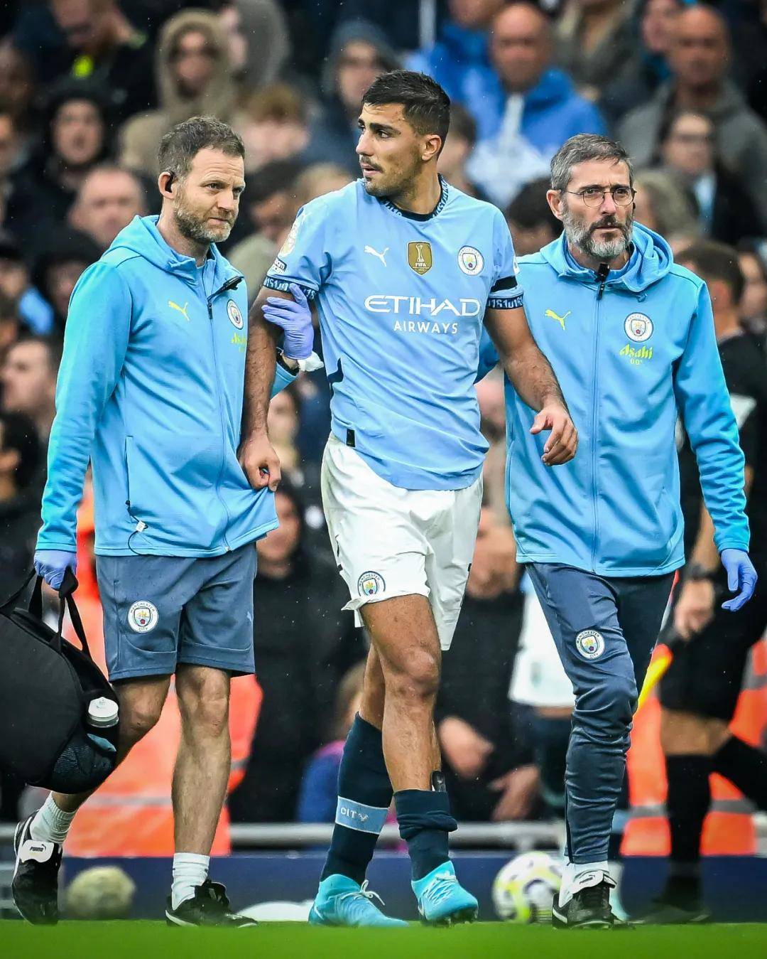 凯恩加盟拜仁后欧冠30场24球，同期仅有姆巴佩进球数与他持平（加盟拜仁后，凯恩欧冠30场打入24球，同期仅有姆巴佩进球数与之持平）