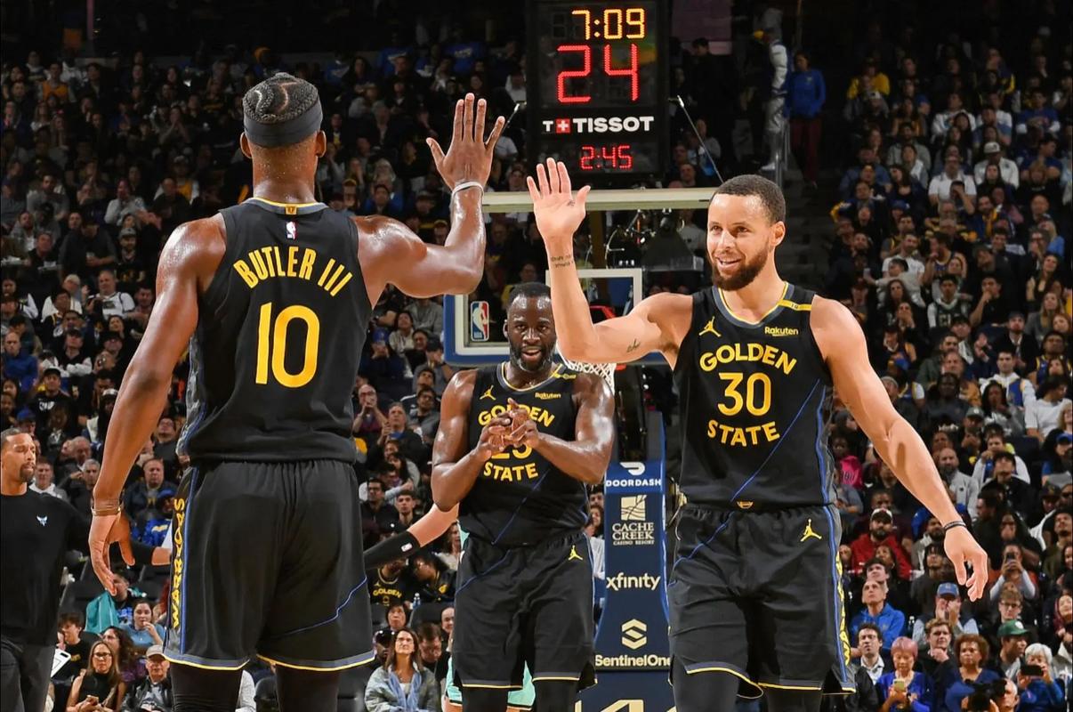 赛后情书：“斯坦福乔惨案”牢霍大专毕业，切尔西3比0巴萨（赛后快评：斯坦福桥再成话题，切尔西3比0巴萨，某球员迎来“大专毕业夜”）