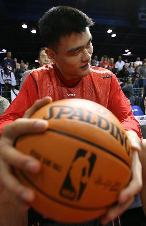 云南1-0西海岸斩获3连胜，奥斯卡助攻恩里克闪击（云南1比0力克西海岸豪取三连胜，奥斯卡助攻恩里克闪电破门）