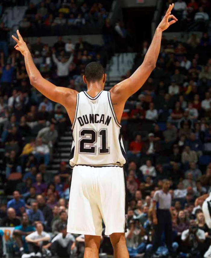 火力凶猛！本赛季欧冠拜仁进球并列最多，击中门框次数最多（拜仁欧冠火力爆表：本赛季进球并列第一，击中门框次数居首）